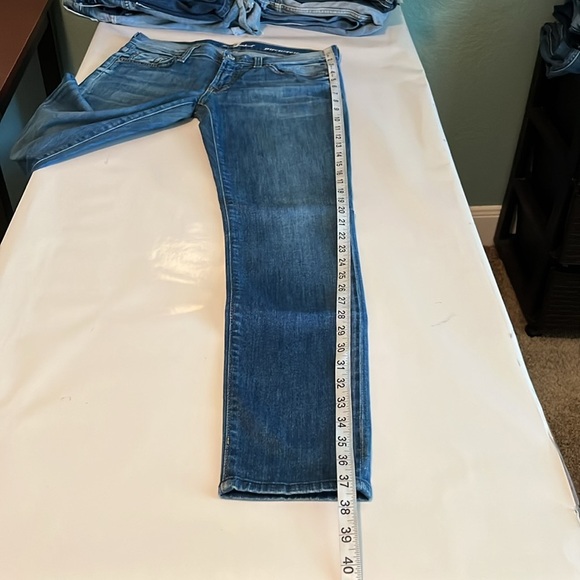 7 For All Mankind Gwenevere Mid Rise Size 28 - Picture 9 of 16